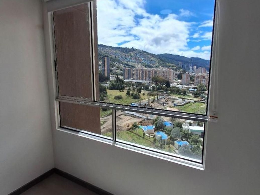 Apartamento de 1 alcoba en venta en El Redil, Bogotá, 35 m² · foto 12 de 20