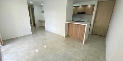 *Apartamento Nuevo en Venta en Norte de Cali: Un Hogar Moderno y Acogedor*
Ubicado en el piso 1, este apartamento de 71 M2 + 2,8 M2 de patio de ropas es una excelente opción para aquellos que buscan un hogar cómodo, moderno y funcional en el norte de Cali.
*Características Destacadas:*
- *Diseño y Acabados de Alta Calidad*: 3 habitaciones con clóset, habitación principal con baño privado y walking closet, cocina integral tipo americana, sala comedor con balcón, estudio amoblado con cortinas tipo blackout en todas las ventanas.
- *Servicios y Amenidades Exclusivas*: Parqueadero cubierto, gimnasio equipado, zona húmeda, piscina para disfrutar en familia, juegos infantiles para los más pequeños.
- *Ubicación Privilegiada*: Barrio Acopi, al ingreso de Brisas de los Álamos, norte de Cali, un sector residencial tranquilo y seguro.
- *Administración*: $276.000
*Precio de Venta:* $350.000.000
Este apartamento es una excelente oportunidad para invertir en un hogar nuevo y moderno