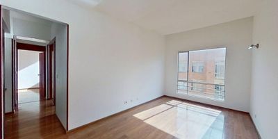 VENTA DE APARTAMENTO EN CONJUNTO ALBORADA REAL 2 - ZIPAQUIRA

GRAN OPORTUNIDAD PARA ADQUIRIR SU VIVIENDA

Oportunidad única para adquirir un apartamento remodelado, con una vista interior tranquila, ubicado en un conjunto residencial seguro y de alta valorización.
La propiedad está libre de gravámenes, con documentos al día y lista para escriturar.
Aceptamos financiación con todos los bancos.

Características del apartamento


 
 Área de 59 m²
 
 
 Quinto piso, acceso por escaleras
 
 
 Tres habitaciones con excelente iluminación y closets
 
 
 Dos baños en perfecto estado
 
 
 Sala-comedor amplia
 
 
 Cocina semi integral 
 
 
 Zona de lavandería independiente
 
 
 Piso laminado en habitaciones y zona social
 
 
 Cerámica en baños y cocina
 
 
 Vista interior, ideal para un ambiente silencioso y confortable
 


Zonas comunes del conjunto


 
 Salón social
 
 
 BBQ
 
 
 Parque infantil
 
 
 Amplias zonas verdes
 
 
 Vigilancia privada 24 horas
 


Ubicación estratégica

Cerca de Centro Comercial Megacity, Éxito, Ara y Colsubsidio.
Próximo a Colegio La Salle, Colegio Douglas Brown y Politécnico Grancolombiano.
Fácil acceso por la Carrera 31 y la Calle 14.

Agenda tu visita guiada hoy mismo

Aprovecha esta excelente oportunidad de vivienda o inversión en uno de los sectores más completos y demandados de Zipaquirá.
Contáctanos para más información y visita.

H3
