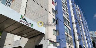 Apartamento en arriendo en Piedecuesta - Villa Marcela 2, cuenta con 3 habitaciones, 2 baños, sala - comedor, cocina semi integral, zona de ropas. Adicional, la copropiedad cuenta con: piscinas para adultos y niños, 7 zonas BBQ, cancha múltiple, zona infantil, salón social, parqueadero comunal, kiosco para eventos, ascensor, vigilancia 24 horas.