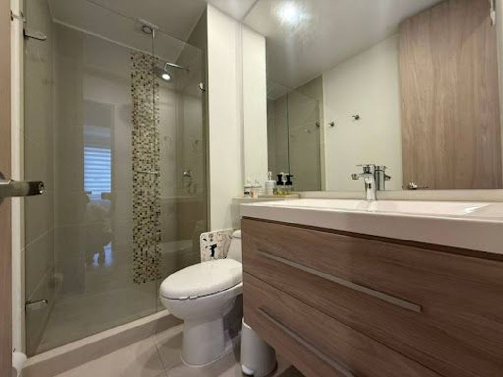 Apartamento de 3 alcobas en venta en Ciudad Salitre, Bogotá, 80 m² · foto 9 de 20