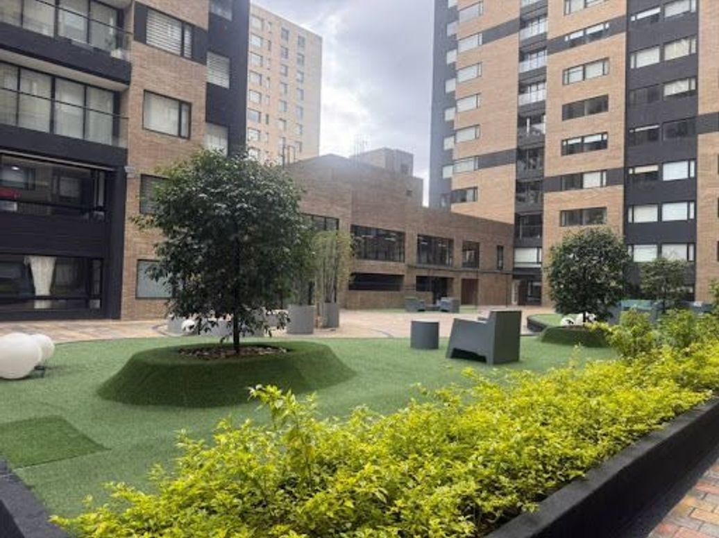 Apartamento de 3 alcobas en venta en Ciudad Salitre, Bogotá, 80 m² · foto 2 de 20