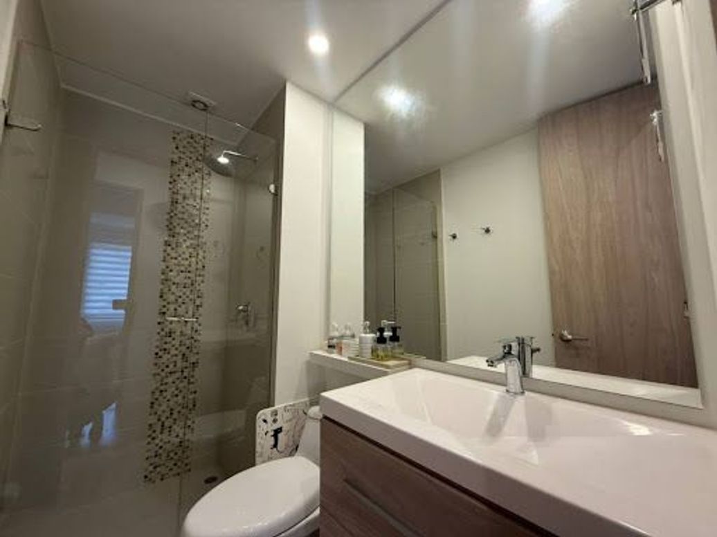Apartamento de 3 alcobas en venta en Ciudad Salitre, Bogotá, 80 m² · foto 6 de 20