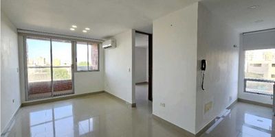 ¡Tu nuevo espacio te espera en El Tabor! ?✨Arrienda este apartaestudio súper fresco en uno de los barrios más top de Barranquilla.✔ 47 m² diseñados para tu comodidad✔ 1 habitación + 1 baño✔ Mueble empotrado para tu estudio✔ Balcón para disfrutar la brisa barranquillera✔ Cocina integral + área de labores✔ Edificio con ascensor (¡olvídate de las escaleras!)✔ Piso 3, sin parqueadero✔ Canon incluye administración✔ Se entrega con aires acondicionados ❄Cercano a SAO 93 y Universidad Autónoma.¡Ideal para quienes buscan confort y ubicación estratégica!#ArriendoBarranquilla#ApartaestudioElTabor#ViveEnElTabor#BarranquillaLifestyle#TuEspacioIdeal#ApartaestudioEnArriendo#BrisaBarranquillera#ArriendoFresco#BarranquillaSeVive#ApartamentoConEstilo? Barrio El Tabor, Barranquilla? ¿Te interesa? Escríbeme ya y agenda tu visita. ¡No lo dejes pasar!