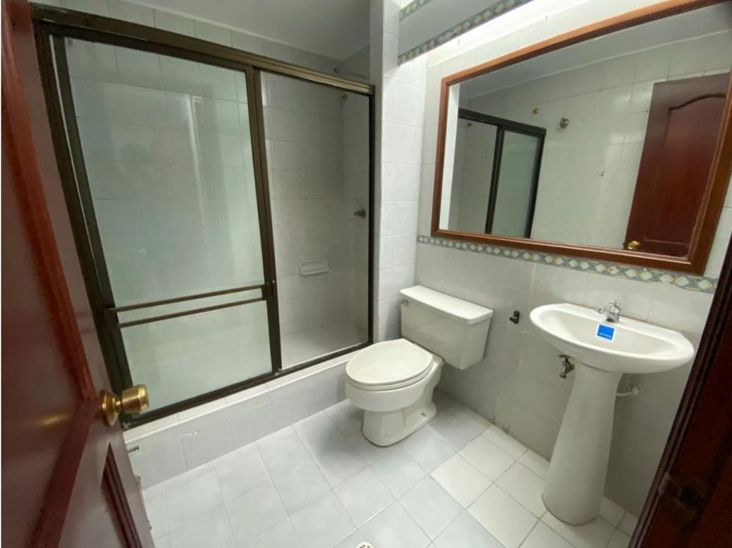 Apartamento de 3 alcobas en venta en La Calleja, Bogotá, 86 m² · foto 12 de 16