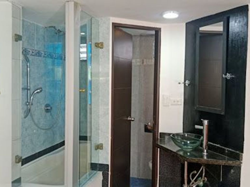 Apartamento de 2 alcobas en venta en Chapinero Occidental, Bogotá, 89 m² · foto 7 de 18