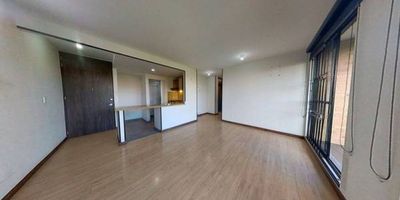 Apartamento en venta de 63m2, con vista exterior, ubicado en un 2do piso (Torre B Apto 211), acceso por ascensor, parqueadero propio cubierto (90). Consta de 3 habitaciones, 2 baños, sala comedor, cocina integral y zona de lavandería. Tiene piso laminado en habitaciones y zona social y cerámico en baños y cocina. El conjunto cuenta con salón social y vigilancia privada las 24 horas. Cerca a centro comercial mi centro Funza; cerca a almacenes de cadena como madecentro; cerca a colegio Colegio militar coronel Juan José Rondón; Vías de acceso por la calle 17 y carrera 7.
 h_property_nid_ref:  42504582776
 h_property_uuid_detail:  67fb0bbe-9bf0-44a9-9ca9-79011f0b9132
 ubicacion: Funza,Funza
 Inmueble ofertado por nuestro aliado HABI.