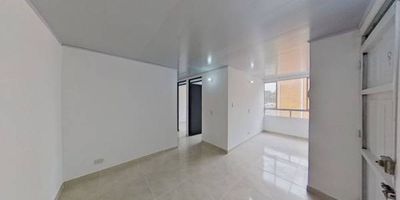Apartamento en venta de 41m2, con vista exterior, ubicado en un 6to piso (Torre 13 Apto 602), acceso por escaleras, parqueadero comunal. Consta de 2 habitaciones, 1 baño, sala comedor, estudio, cocina integral y zona de lavandería. Tiene piso cerámico en todas sus zonas. El conjunto cuenta con salón comunal, parque infantil, zonas verdes y vigilancia privada las 24 horas. Cerca a centro comercial Jardín Verde, Prado Verde y Miraflores; cerca a almacenes de cadena como Olímpica y Colsubsidio; Cerca a colegios La Unidad y Minuto de Dios Ciudad Verde; cerca a universidades UNAD y UNIMINUTO; Cerca a estación de Transmilenio San Mateo y Terreros; Vías de acceso por la Carrera 38 y la Calle 13.
 h_property_nid_ref:  40398794414
 h_property_uuid_detail:  e4176294-3cb8-47f2-92cf-f70cb2e451ec
 ubicacion: Soacha,Ciudad Verde
 Inmueble ofertado por nuestro aliado HABI.