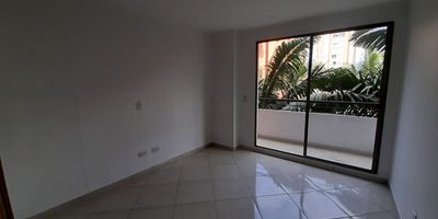 apartamento con buena ubicación en sector exclusivo y tranquilo