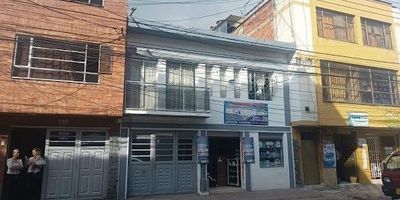 Aparta estudio arriendo Alcalá-puente Aranda, cerca de la 1 de Mayo, cr 30, con buenas vías de acceso y trasporte, aparta estudio que consta de sala comedor con enchape, 1 alcoba amplia, 1 baño, cocina tradicional a gas, punto de lavadora comunal con tendedero que comparte con Aparta estudio 1. -haz tu estudio digital en minutos, arrienda con nosotros. servicios públicos valor adicional $80.000 por persona.