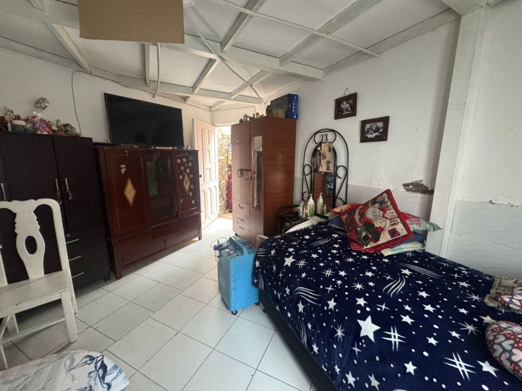 Casa de 3 alcobas en venta en Santa Lucía, Bogotá, 47 m² · foto 5 de 13