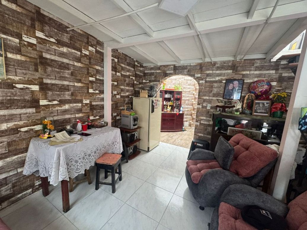 Casa de 3 alcobas en venta en Santa Lucía, Bogotá, 47 m² · foto 4 de 13
