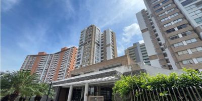 Cómodo apartamento en excelente estado, piscina, salón social, parque infantil, cancha múltiple, sala de juntas, salón de juegos para niños, gimnasio y teatrino. Ubicado en el boulevard de Buenavista una gran ubicación con cercanía con los centros comerciales más importantes de la ciudad y la excelente infraestructura vial, que lo convierten en el lugar ideal para vivir, con excelentes zonas sociales donde tu familia podrá disfrutar la calidez del hogar y el esparcimiento.

CÓDIGO: 107208


  
  Cocina Integral



  
  Estudio



  
  Gas natural



  
  Sala-Comedor



  
  Zona de ropas



  
  Gimnasio



  
  Piscina



  
  Salón Comunal



  
  Salón de Juegos



  
  Colegios/Universidades



  
  Cómodas vias de acceso



  
  Garaje/Parqueadero(s)



  
  Parques cercanos



  
  Supermercados/C.Ciales



  
  Moderno



  
  Usado




