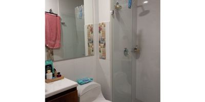 ? ¡Tu nuevo hogar te espera!

Vende hermoso apartaestudio de 34,38 m² en un 7° piso con vista panorámica a los cerros. Ideal para quienes buscan comodidad, luz natural y tranquilidad.

✨ Sala-comedor
✨ Cocina integral
✨ Baño moderno
✨ Cuarto de ropas
✨ Parqueadero privado

? Precio: $310.000.000

? ¡No dejes pasar esta oportunidad! Contáctanos y agenda tu visita hoy mismo!
