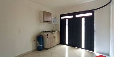 Apartamento primer piso en arriendo ubicado en Envigado