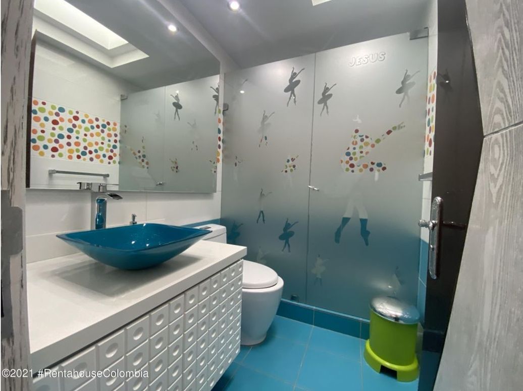 Apartamento de 5 alcobas en venta en Santa Barbara Central, Bogotá, 420 m² · foto 14 de 20