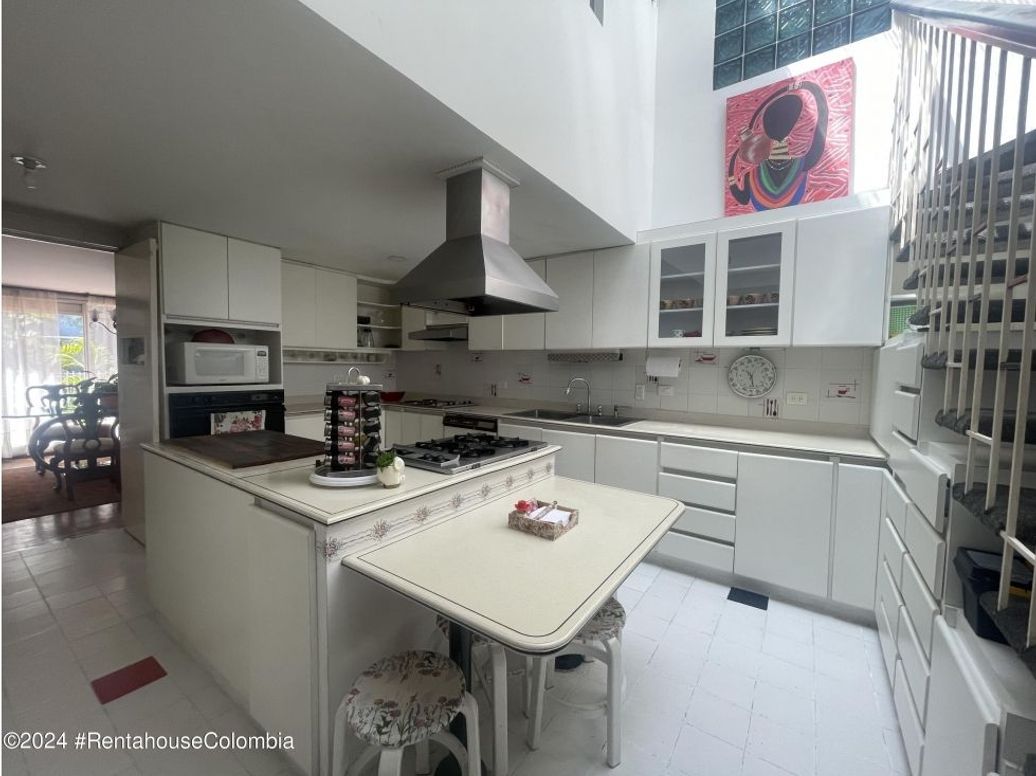 Casa en venta en El Contador, Bogotá · foto 8 de 20