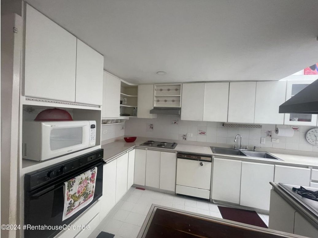 Casa en venta en El Contador, Bogotá · foto 7 de 20