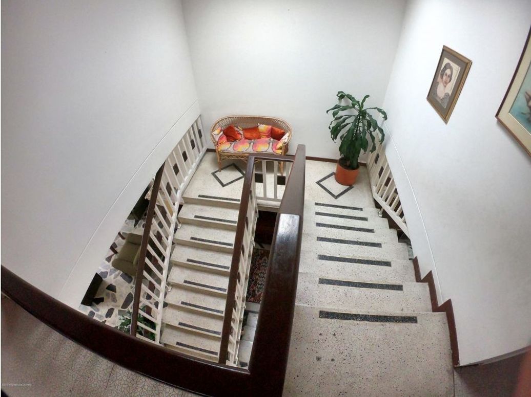 Casa de 4 alcobas en venta en Alhambra, Bogotá, 296 m² · foto 16 de 20