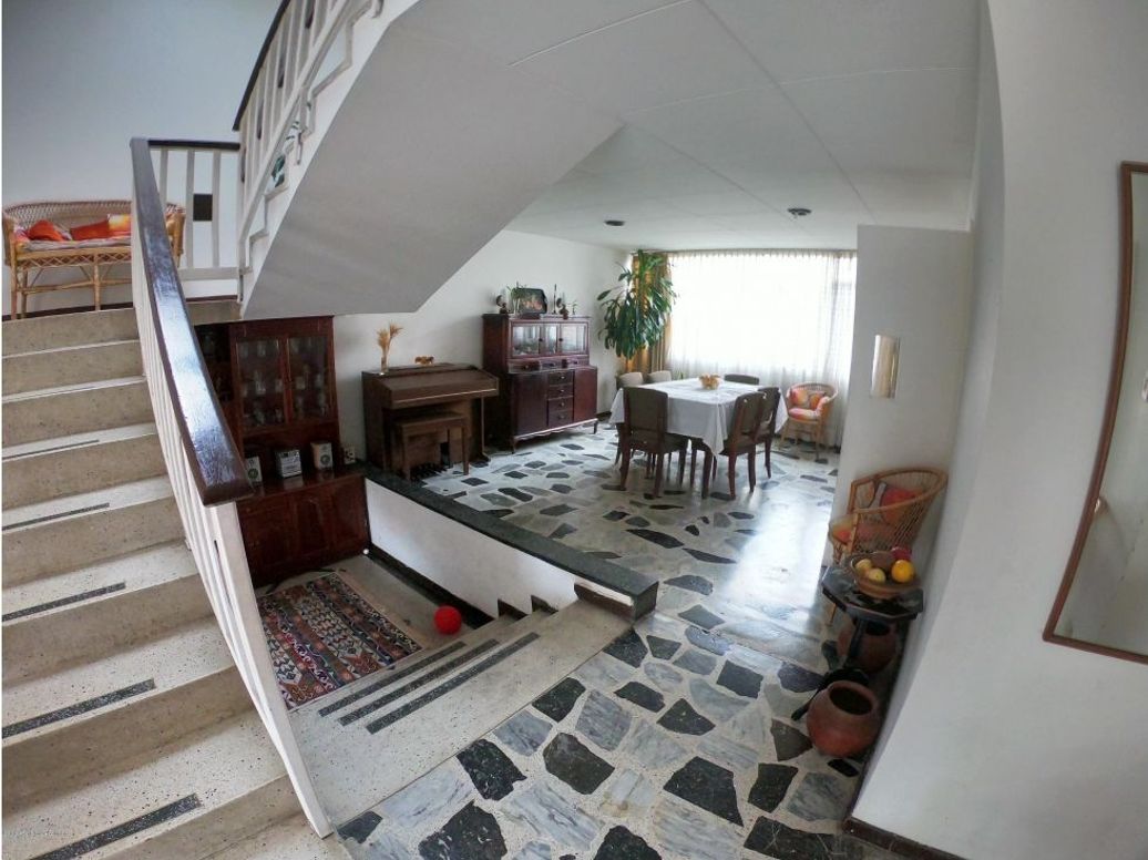 Casa de 4 alcobas en venta en Alhambra, Bogotá, 296 m² · foto 5 de 20