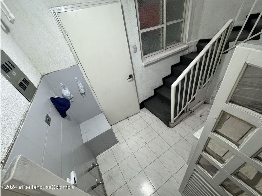 Casa de 5 alcobas en venta en Acevedo Tejada, Bogotá, 350 m² · foto 11 de 20