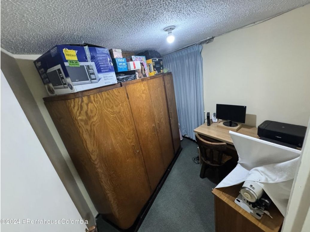 Casa de 5 alcobas en venta en Acevedo Tejada, Bogotá, 350 m² · foto 20 de 20
