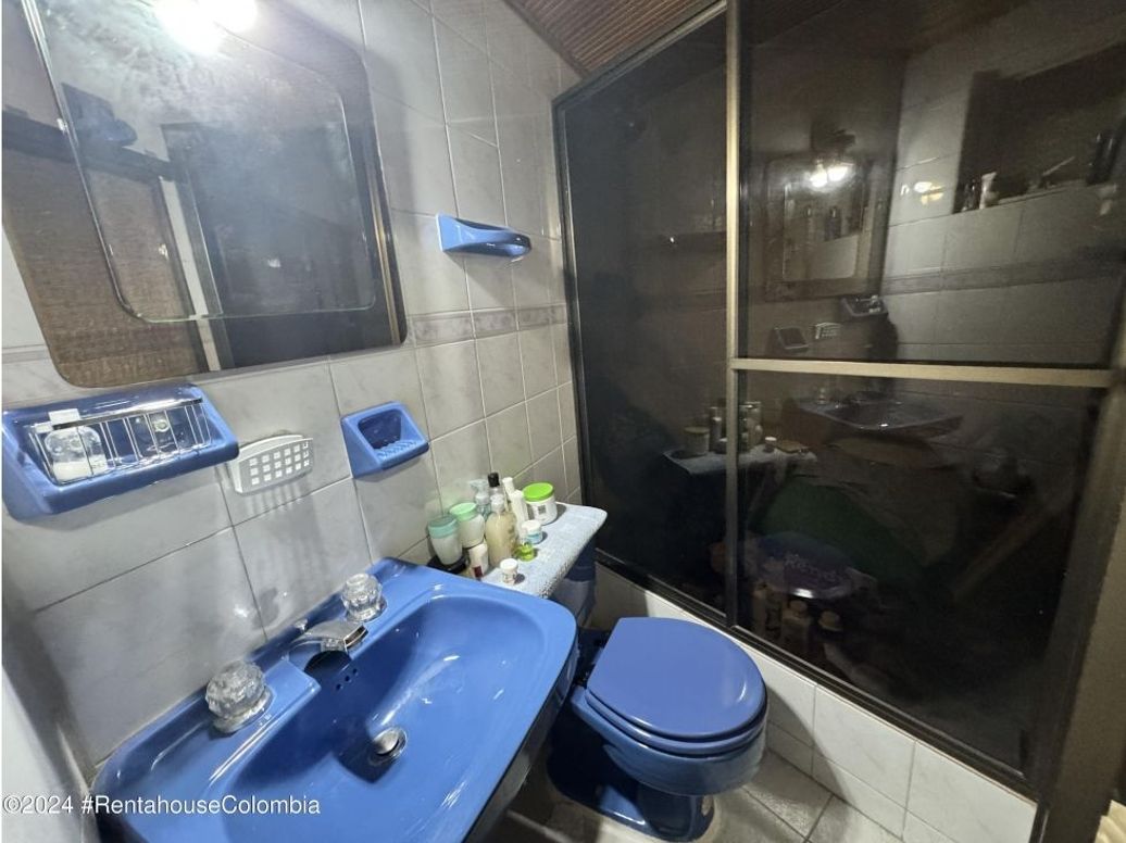 Casa de 5 alcobas en venta en Acevedo Tejada, Bogotá, 350 m² · foto 18 de 20