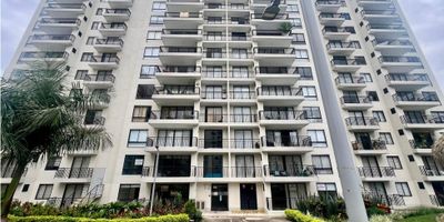 Rentahouse Vende Bella Apartaestudio en Conjunto Cerrado con Club House, amplio, iluninado,sala comedor, balcon, habitacion independiente con Blackout y cortina, baño privado, cocina abierta , zona de ropa, baño auxiliar, deposito y parqueadero descubierto. El conjunto tiene piscina de adultos y de niños, jardines, gimnasio, salon social, vigilancia permanente, Una excelente oportunidad para ... vivir o invertir, LLAMA YA!!!!! - 25-1664