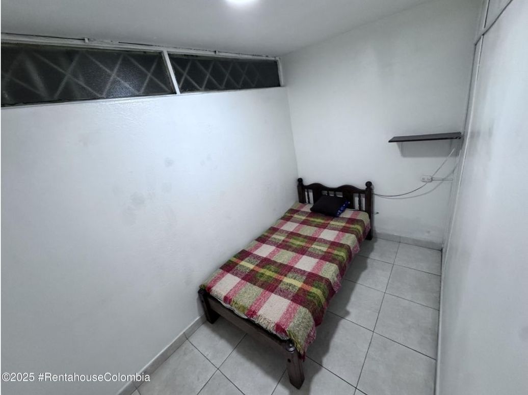 Casa de 22 alcobas en venta en La Estrada, Bogotá, 362 m² · foto 7 de 20