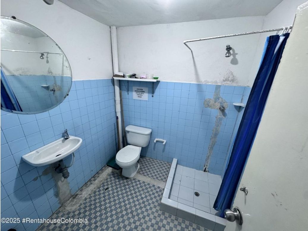 Casa de 22 alcobas en venta en La Estrada, Bogotá, 362 m² · foto 10 de 20