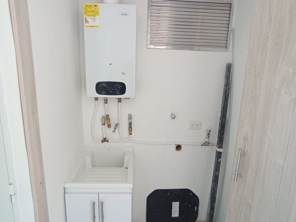 Apartamento de 1 alcoba en arriendo en Ricaurte, Bogotá, 35 m² · foto 3 de 10