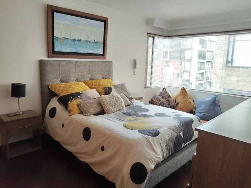 Apartamento de 4 alcobas en venta en Santa Barbara Occidental, Bogotá, 281 m² · foto 12 de 20