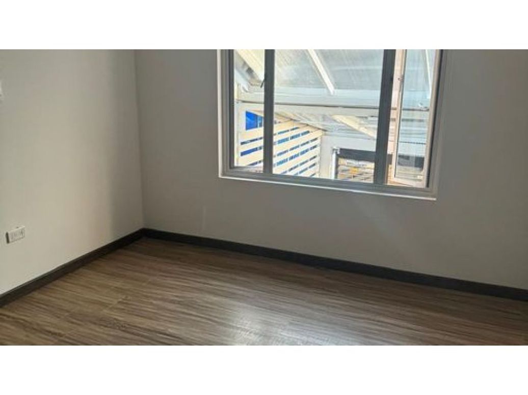 Casa de 3 alcobas en venta en Bellavista Occidental, Bogotá, 130 m² · foto 10 de 17