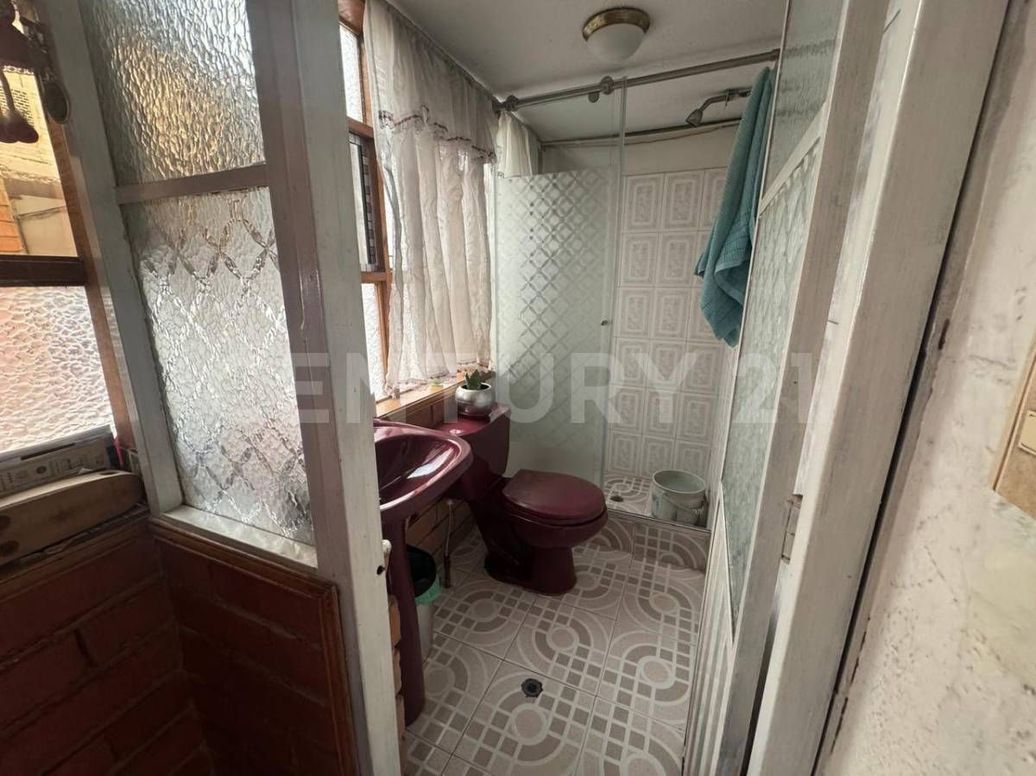Casa de 5 alcobas en venta en La Cabaña, Bogotá, 357 m² · foto 6 de 11