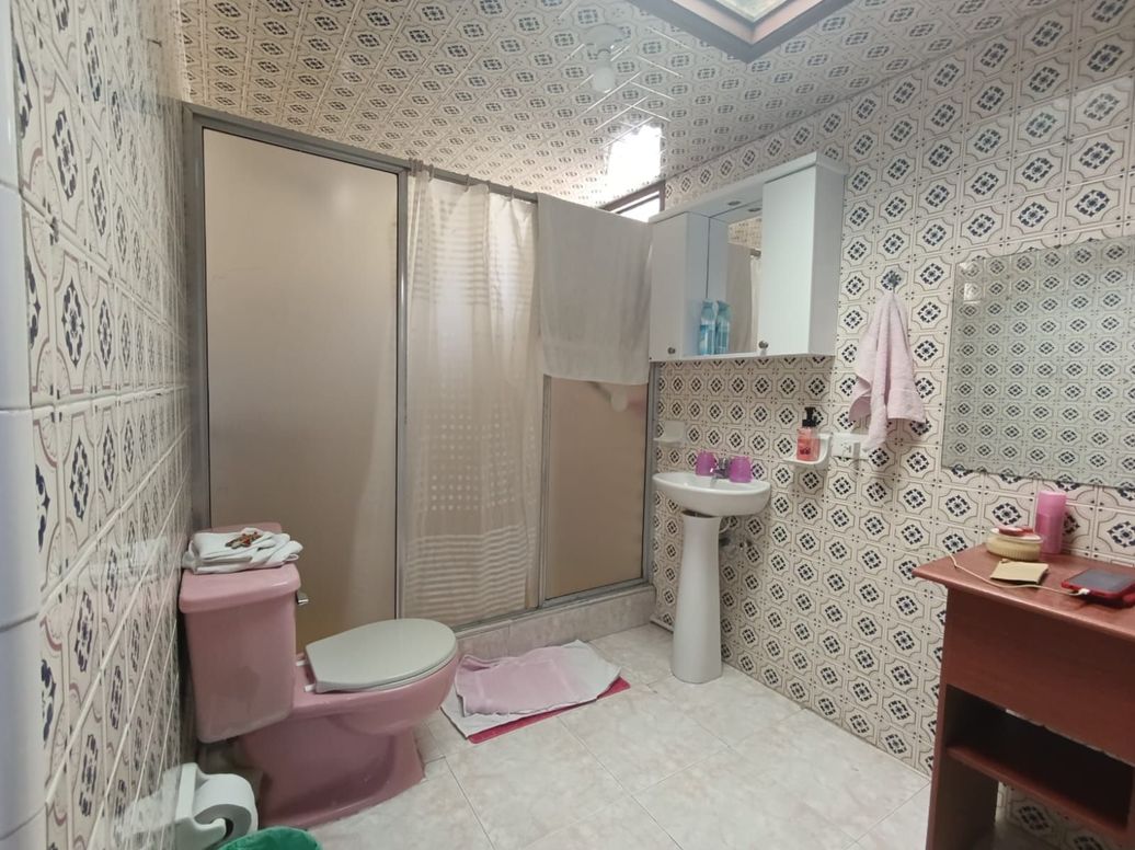 Casa de 4 alcobas en venta en Pontevedra, Bogotá, 257 m² · foto 4 de 20