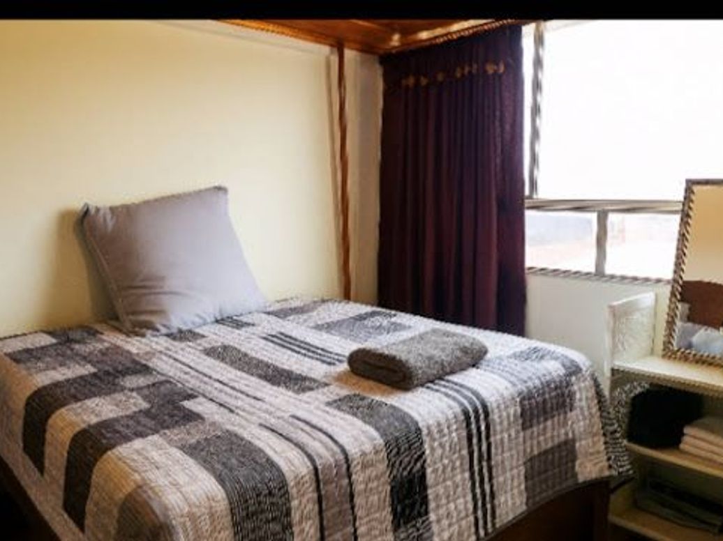 Casa de 9 alcobas en venta en Timiza, Bogotá, 402 m² · foto 3 de 14