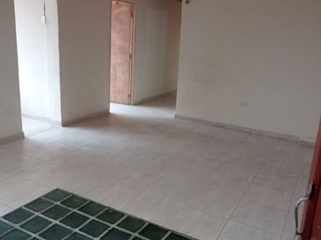 Casa de 9 alcobas en venta en Timiza, Bogotá, 402 m² · foto 11 de 14