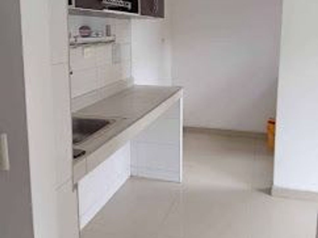 Apartamento de 3 alcobas en venta en Centro Usme, Bogotá, 49 m² · foto 9 de 14