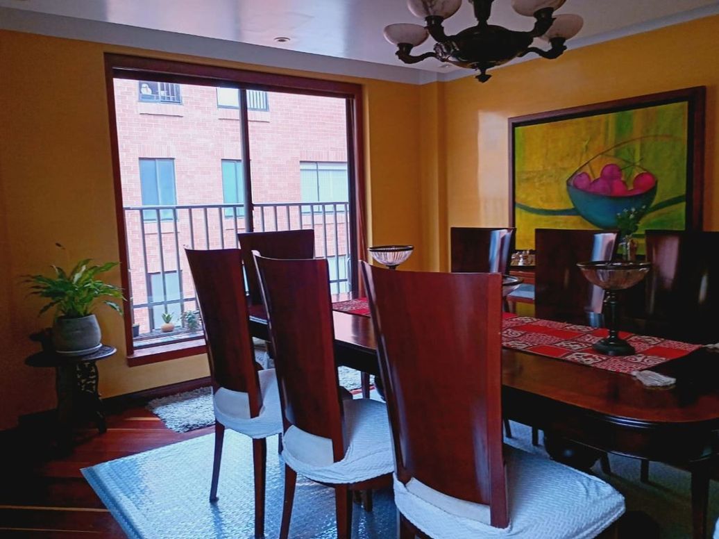 Apartamento de 3 alcobas en venta en Chicó Navarra, Bogotá, 180 m² · foto 10 de 20