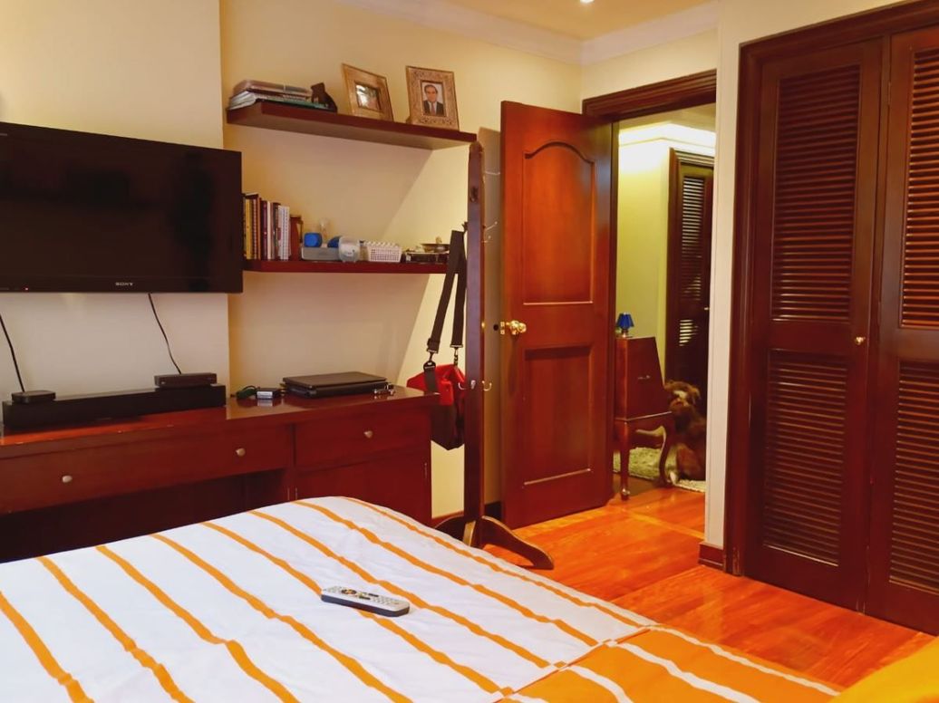 Apartamento de 3 alcobas en venta en Chicó Navarra, Bogotá, 180 m² · foto 17 de 20
