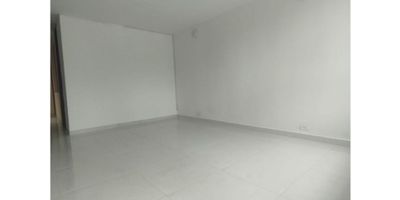 Se arrienda inmueble en Rodeo Alto PISO 1 Y 2
Características:
•Área: 75 m²
•3 alcobas con closet
•Alcoba opcional
•Sala y comedor independientes
•Bodega pequeña
•Patio y zona de ropas
•3 baños cabinados
•Cocina integral con red de gas y calentador
•Piso en cerámica
•2 garajes
Este inmueble ofrece comodidad, espacios bien distribuidos y todas las facilidades para una excelente calidad de vida.
Ubicado en Rodeo Alto, sector residencial con fácil acceso y buena valorización.
