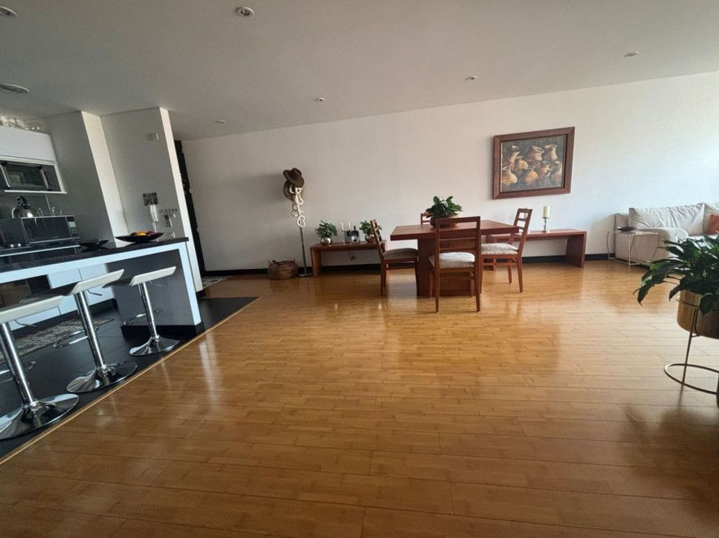 Apartamento de 3 alcobas en venta en Santa Barbara Occidental, Bogotá, 145 m² · foto 6 de 20