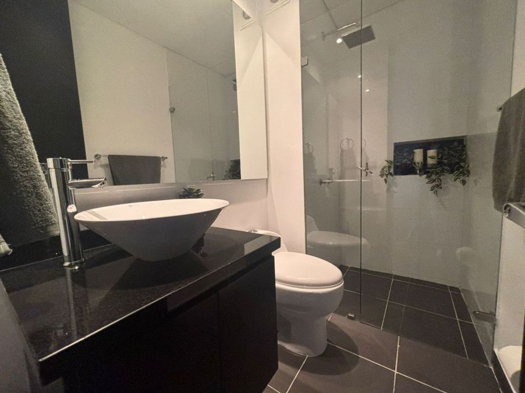 Apartamento de 3 alcobas en venta en Santa Barbara Occidental, Bogotá, 145 m² · foto 17 de 20
