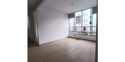 En venta apartamento  en ciudad guabinas unidad Tayrona en segundo piso. su acceso es en escaleras donde subirás solamente un piso .

tiene cerca un mall donde encontrarás variedad de locales comerciales, restaurantes y supermercados.

Este apartamento con acabados  básicos,  ideal para terminarlo  a tu gusto y estilo.   Cuenta con sala comedor, ventanal con vista interna, 3 alcobas sin closet, un baño y el espacio para terminar el segundo baño, cocina sencilla y zona de oficios.

Su parqueadero es comunitario y la unidad goza de zonas verdes, piscina , juegos infantiles, salón social y portería las 24 horas.

SC

 
