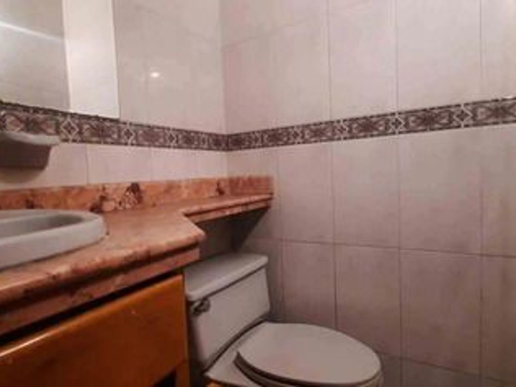 Casa de 3 alcobas en venta en San Miguel, Bogotá, 191 m² · foto 10 de 12