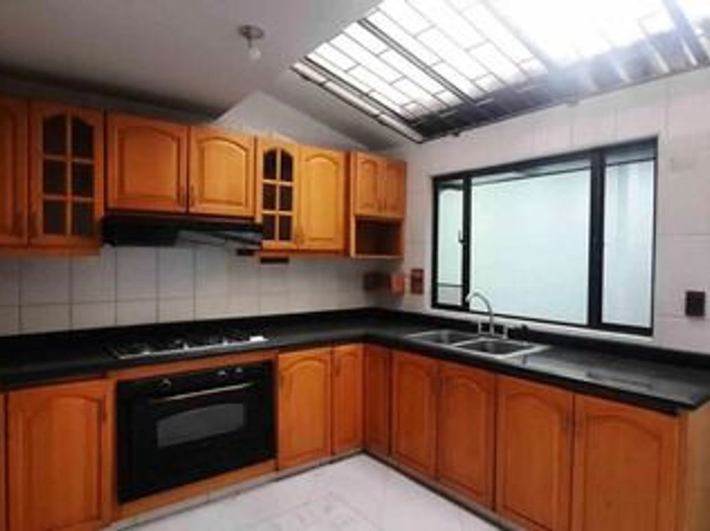 Casa de 3 alcobas en venta en San Miguel, Bogotá, 191 m² · foto 12 de 12