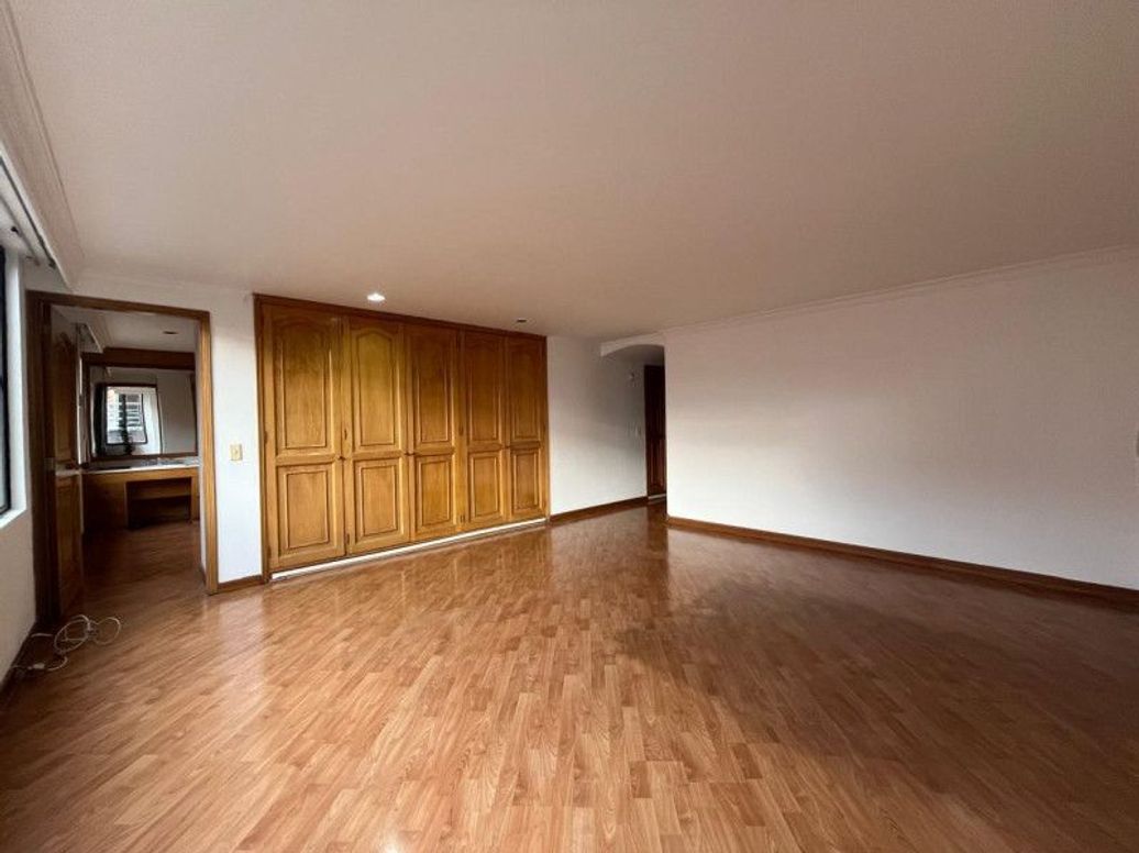 Apartamento de 3 alcobas en venta en Santa Bibiana, Bogotá, 224 m² · foto 16 de 20