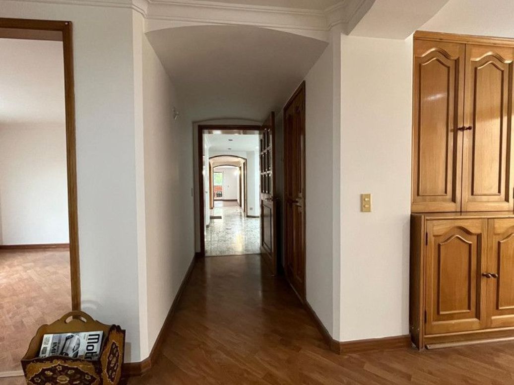 Apartamento de 3 alcobas en venta en Santa Bibiana, Bogotá, 224 m² · foto 18 de 20