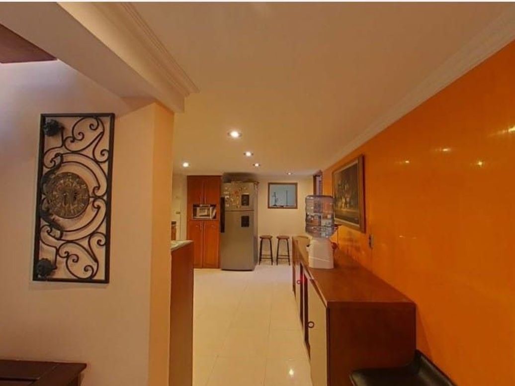 Casa de 10 alcobas en venta en La Cabrera, Bogotá, 505 m² · foto 15 de 20