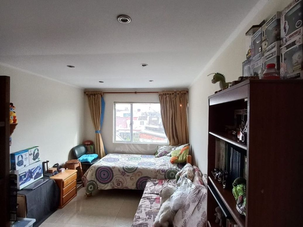 Casa de 10 alcobas en venta en La Cabrera, Bogotá, 505 m² · foto 6 de 20